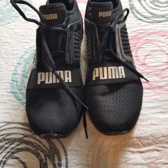 Puma - Picture 3 of 4